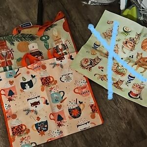 2 tjmaxx marshall holiday reusable large bags